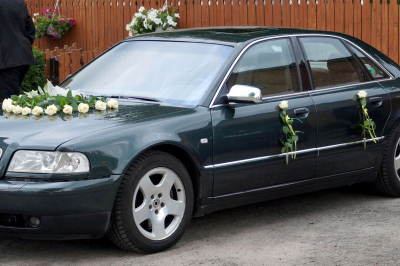 dekoracja samochodów weselnych lublin (15)